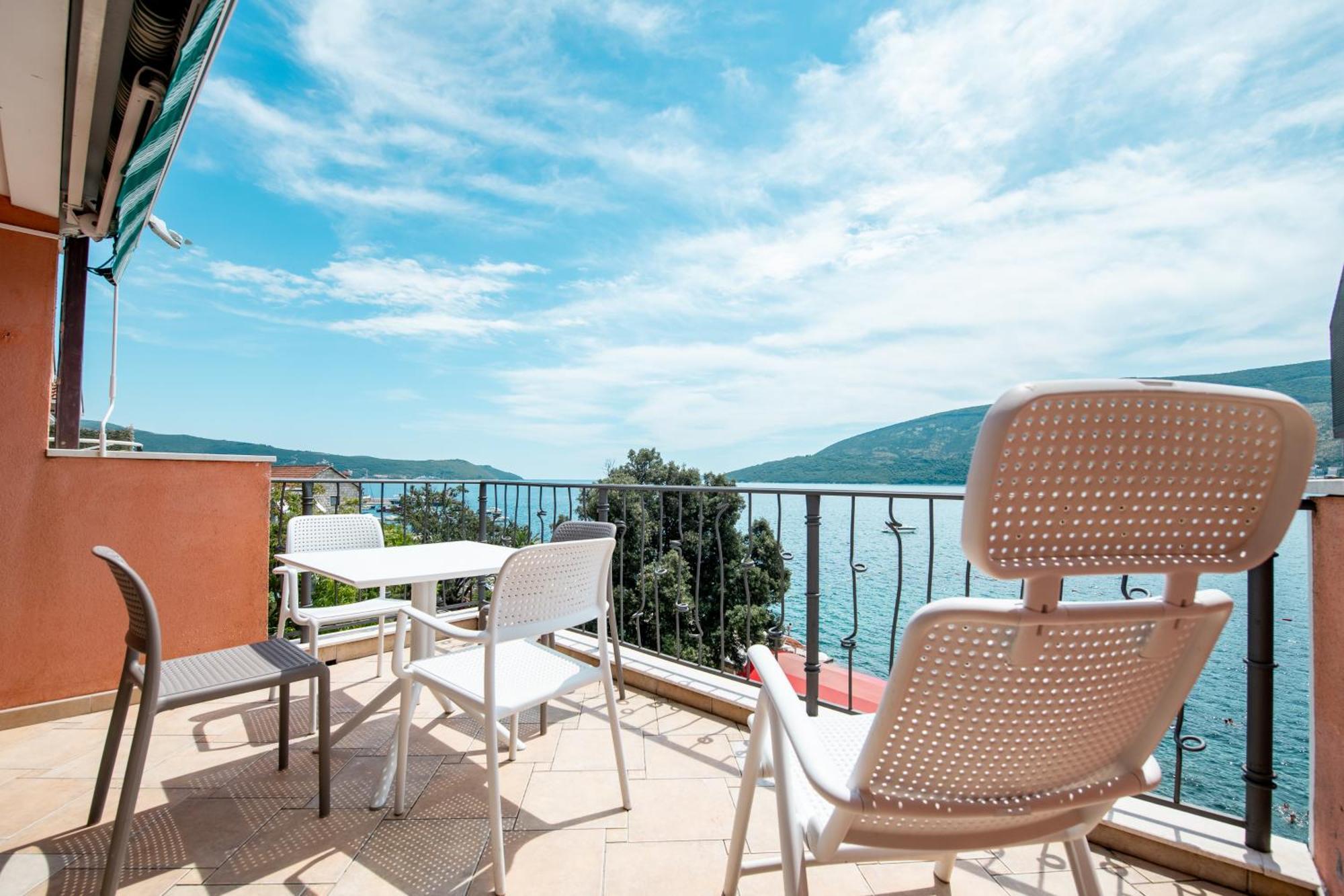 Appartement Boka 1 *